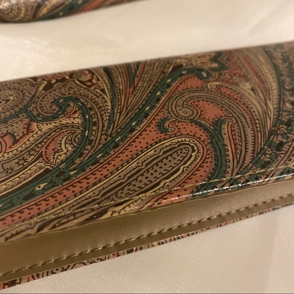 Vintage Paisley Wallet / Billfold & Checkbook - Picture 14 of 16